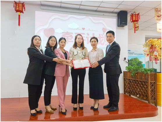 心系公益事業(yè)發(fā)展，眾企業(yè)愛心牽手公益行